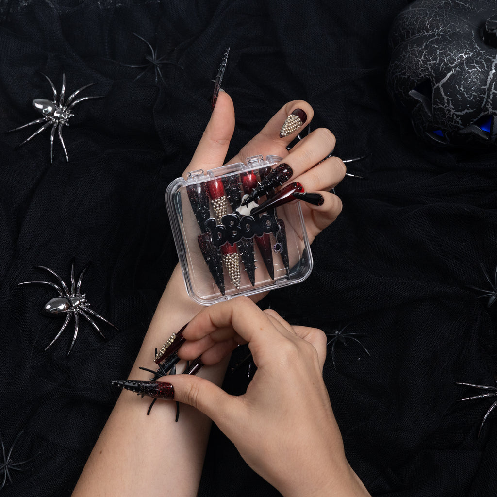 Venom Spikes Jel Takma Tırnak Seti